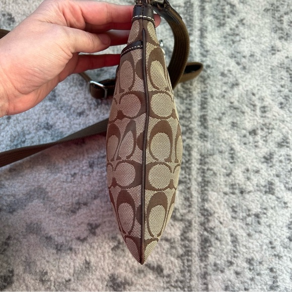 Coach Signature Stripe Swingpack Khaki Brown Leather Crossbody #F06016 - Picture 7 of 16